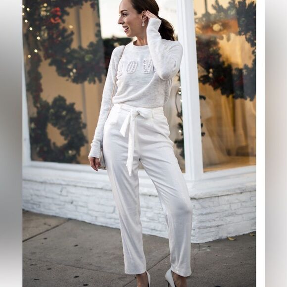 H&M cozy pale gray sweater with sparkly love on front .. really soft! - Picture 1 of 16